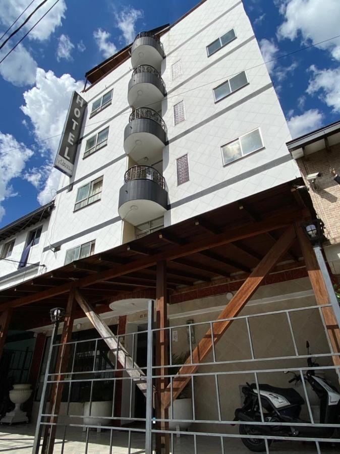 Hotel Gran Imperio Меделин Екстериор снимка