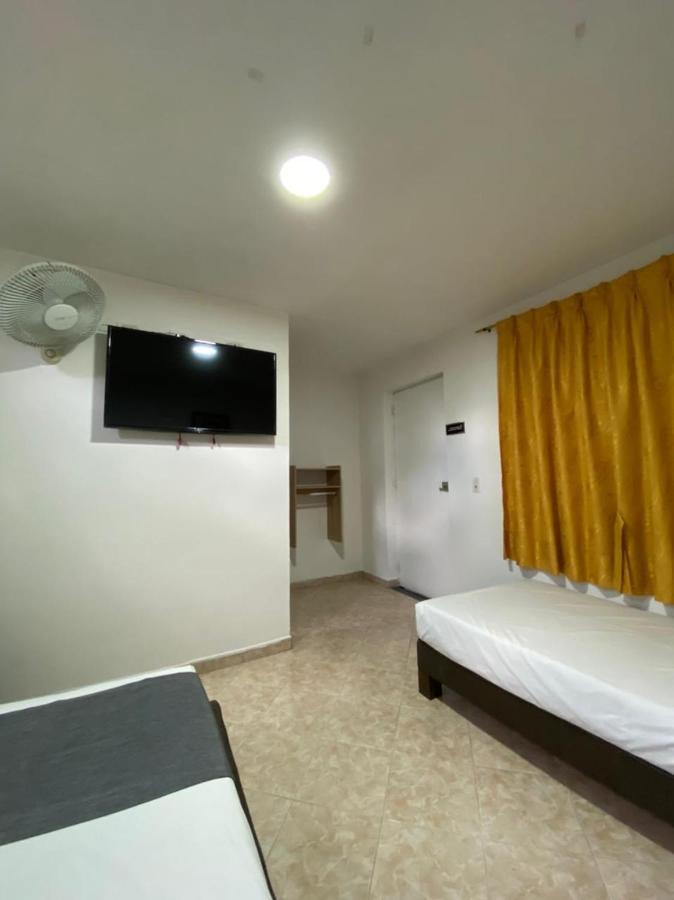 Hotel Gran Imperio Меделин Екстериор снимка